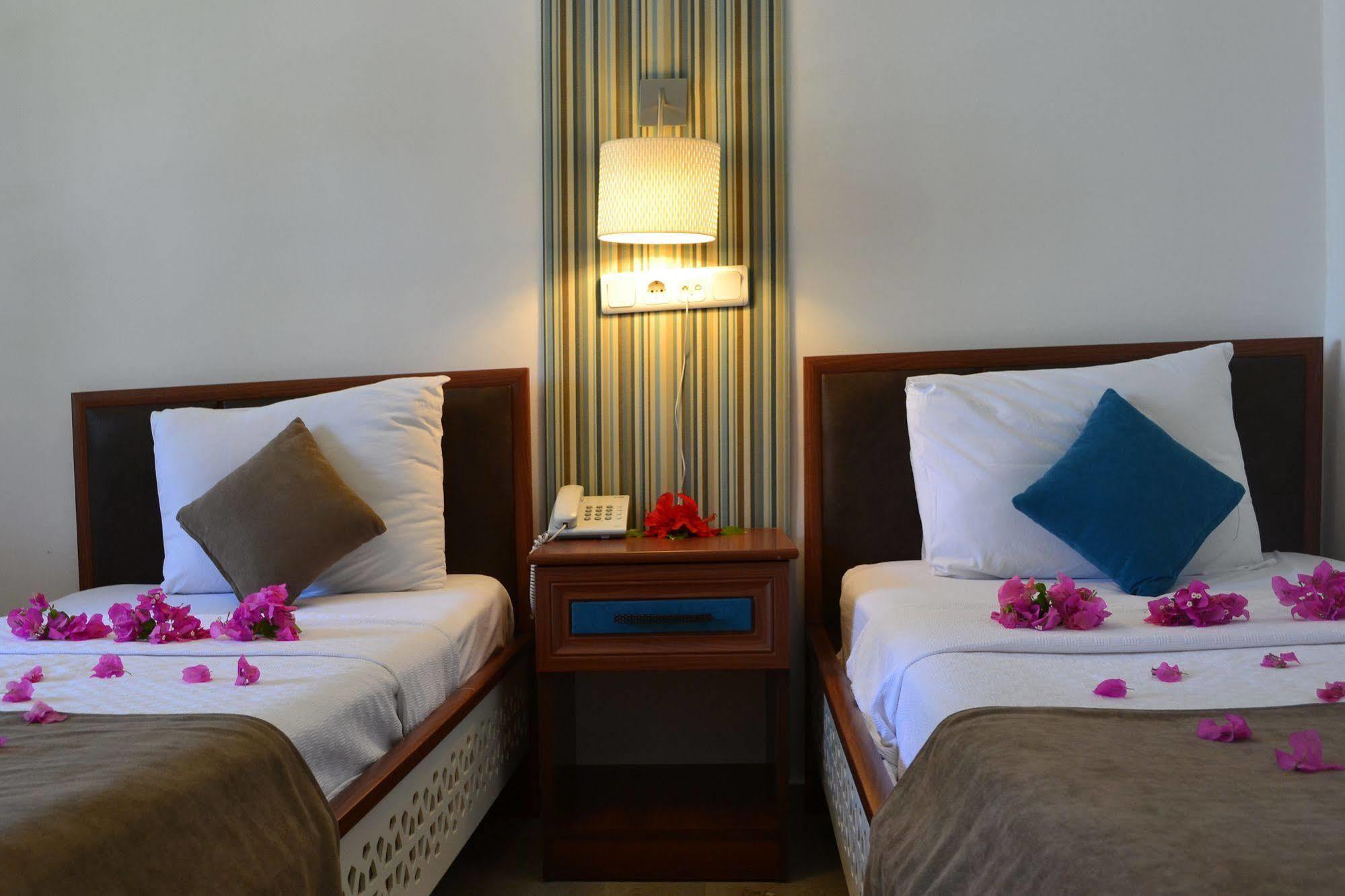 Oskay Hotel Dalyan Luaran gambar